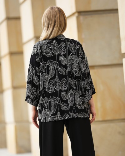 Czarne kimono z haftem